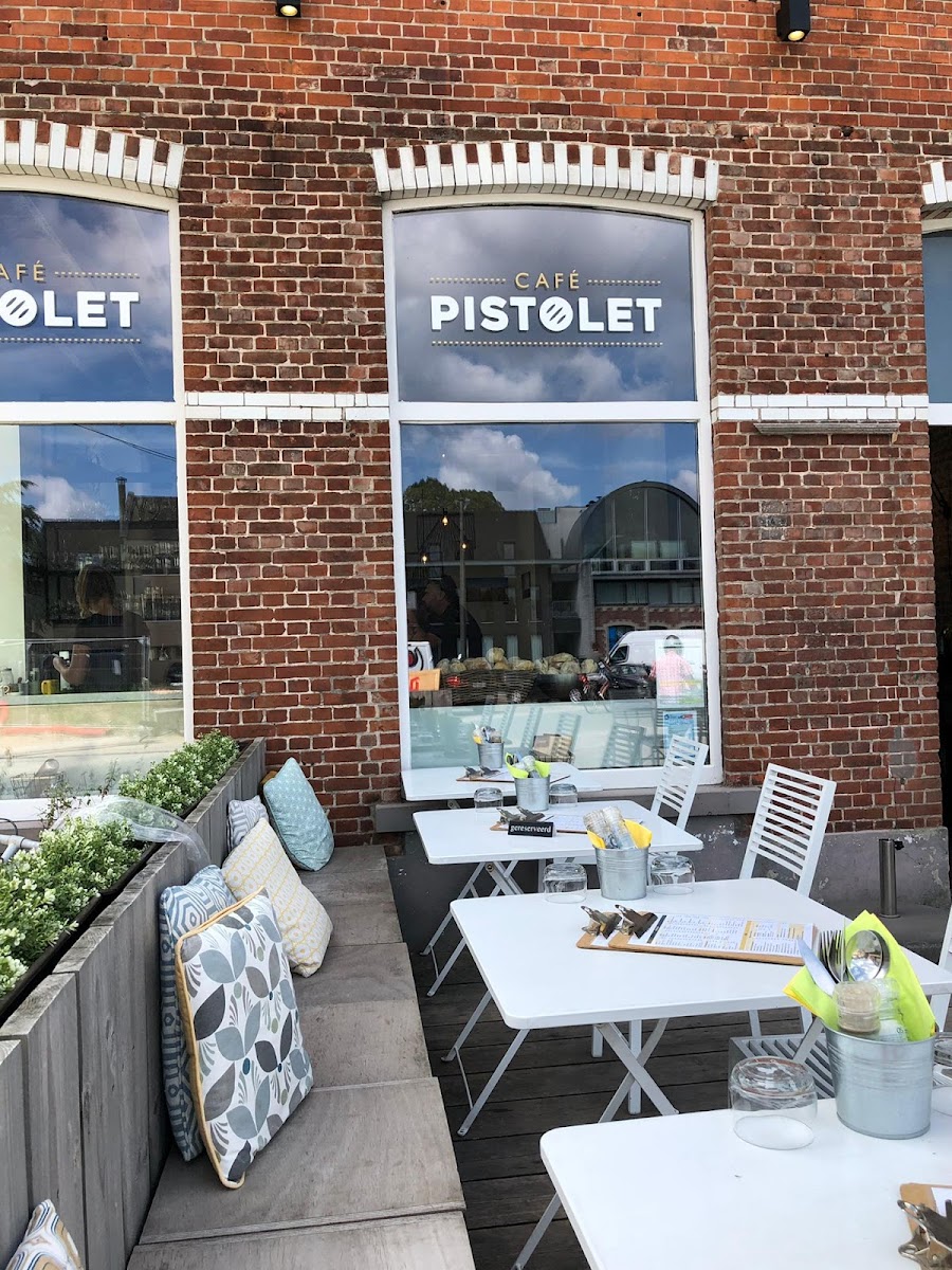 Pistolet